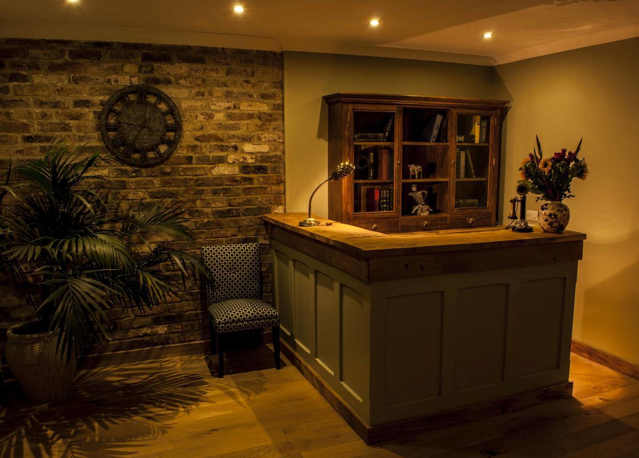 ヤーム The Stables At The Vale Bed & Breakfast エクステリア 写真