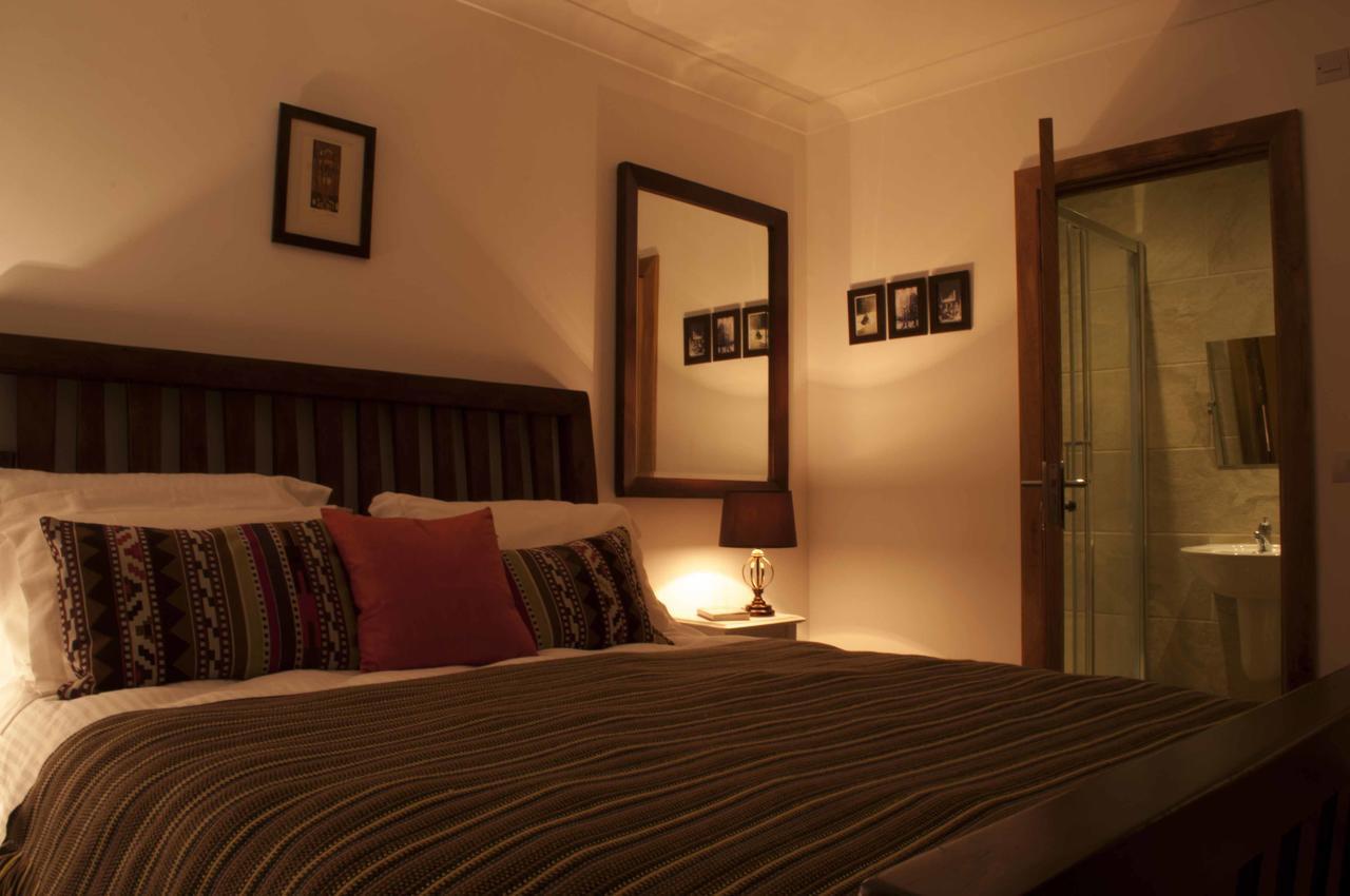 ヤーム The Stables At The Vale Bed & Breakfast エクステリア 写真